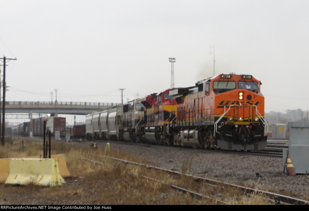 BNSF 4702 West